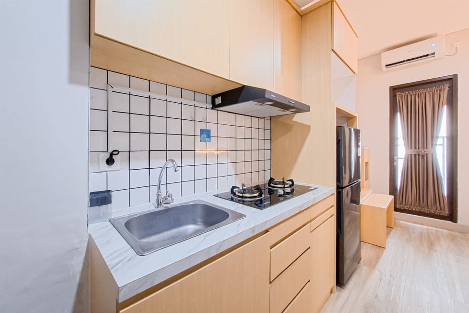 Standard Apartment | Private kitchen | Cookware/dishes/utensils