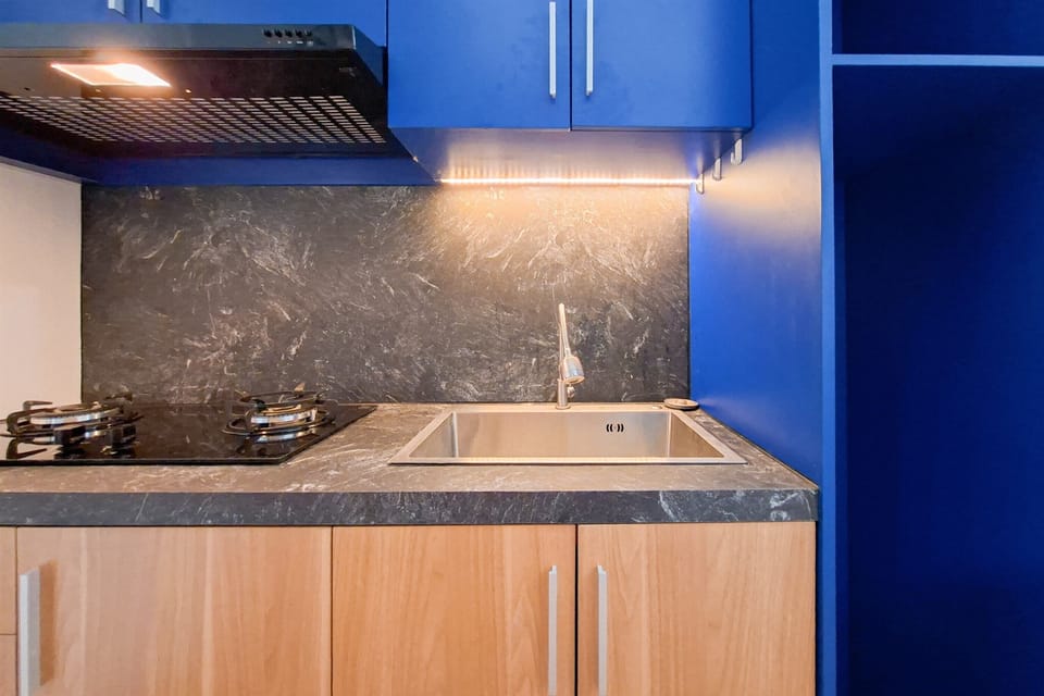 Apartment | Private kitchen | Fridge, stovetop, cookware/dishes/utensils