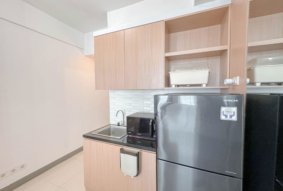 Apartment | Private kitchen | Fridge, microwave, rice cooker, cookware/dishes/utensils