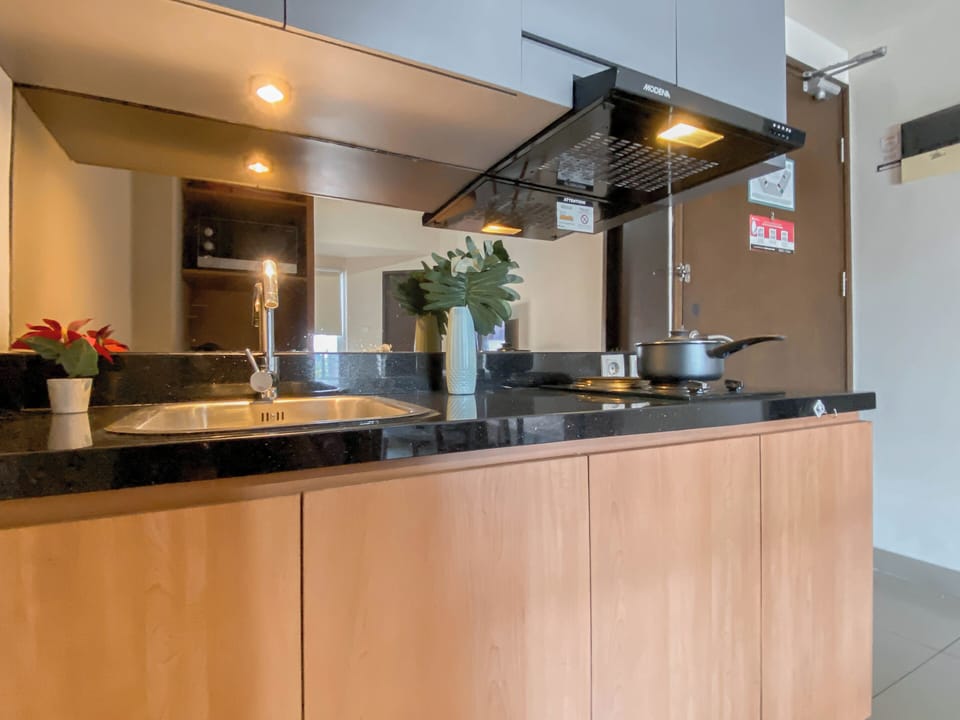 Apartment | Private kitchen | Fridge, stovetop, cookware/dishes/utensils