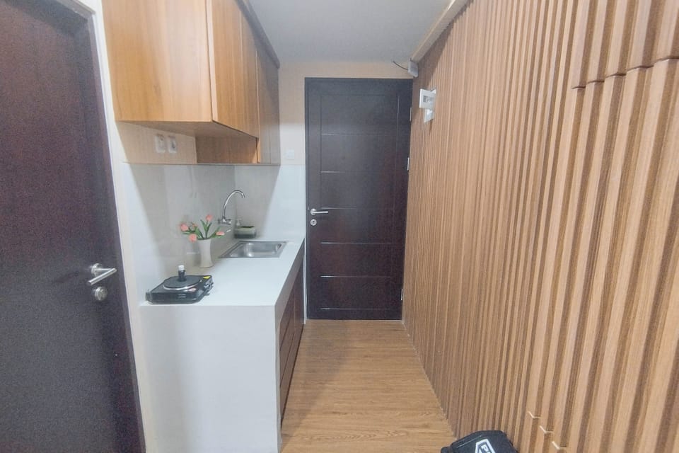 Apartment | Private kitchen | Fridge, stovetop, cookware/dishes/utensils