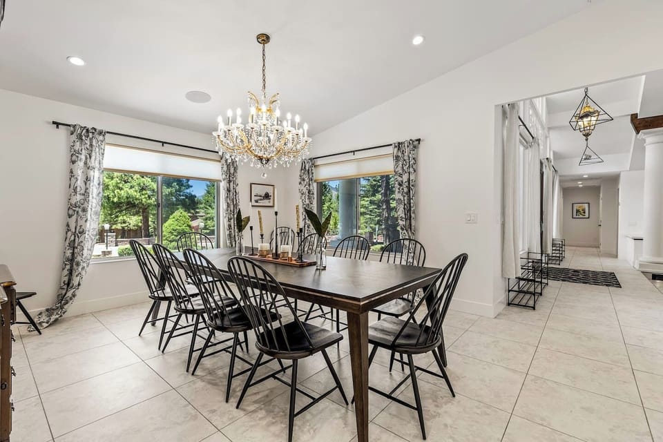 Formal Dining table seats 10!