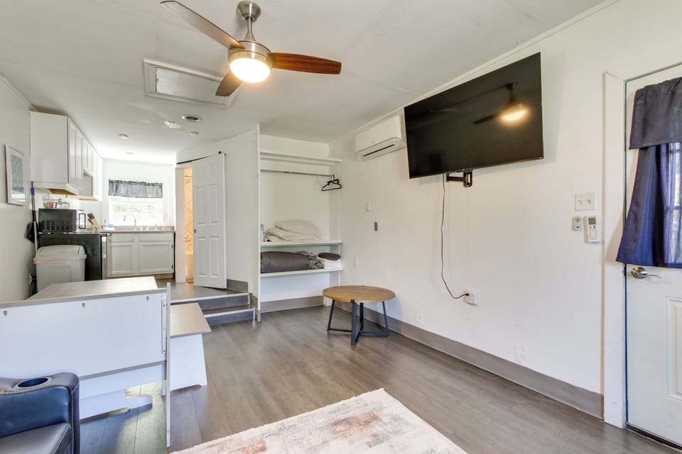 Apartment (0 Bedroom) | Interior