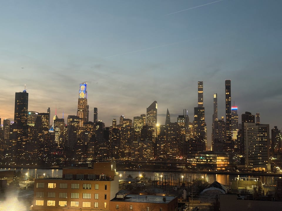 Deluxe Double Room, 2 Twin Beds, City View | City view