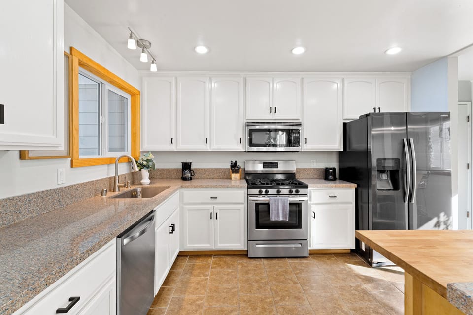 Open kitchen ready for cooking fun