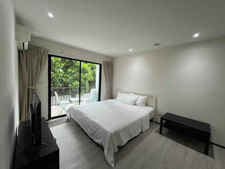 Standard Double Room, Balcony, Courtyard View | Free WiFi