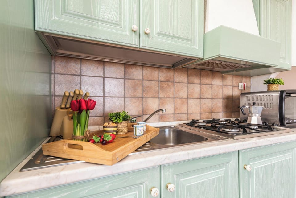 Standard Apartment, Multiple Bedrooms, Mountainside (Domus De Pedra Pertunta) | Private kitchen | Fridge, microwave, oven, stovetop