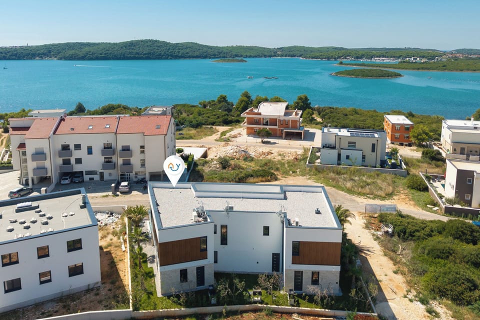 Family Villa, 3 Bedrooms, Balcony (Palm Villa Emma with Pool) | Aerial view