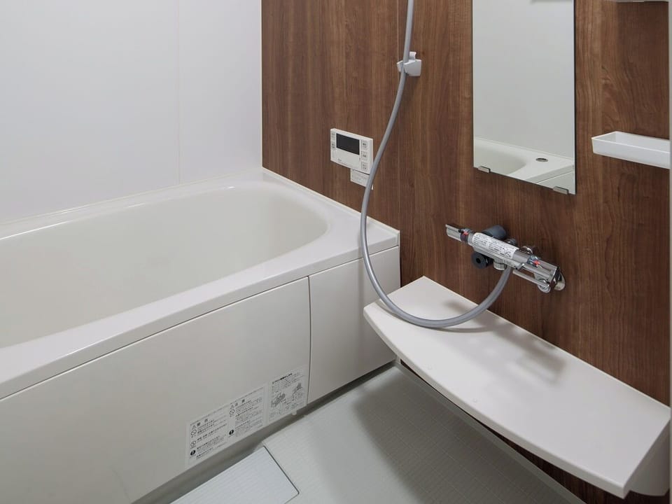 Villa | Bathroom | Combined shower/tub, free toiletries, hair dryer, bidet