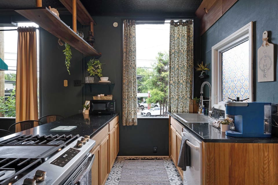 Where the Day Begins | Coffee, Quiet Moments, and a Front-Row View of the Neighborhood Rhythm