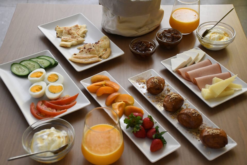 Daily local cuisine breakfast for a fee