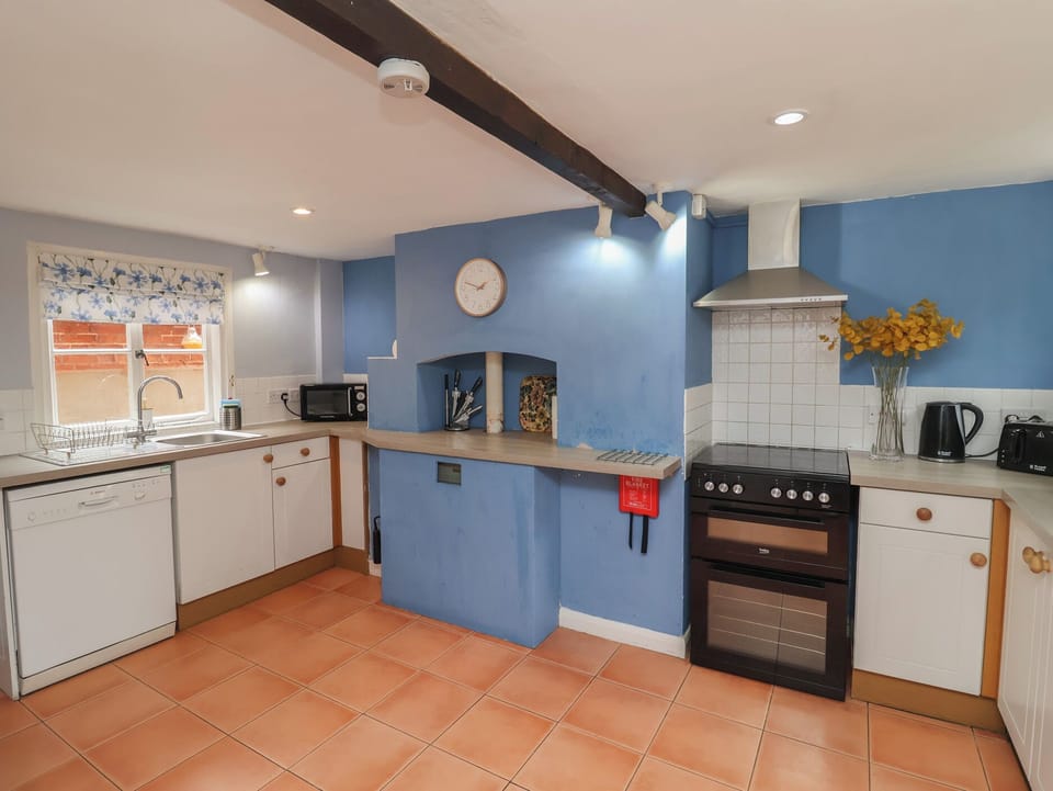 Fridge, microwave, dishwasher, toaster