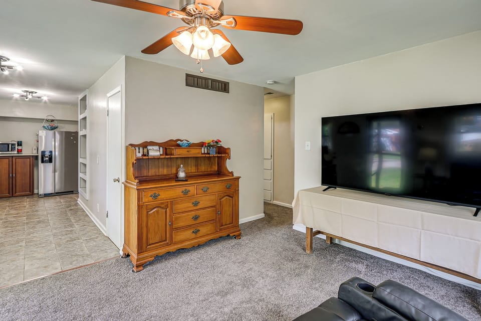 House (3 Bedrooms) | Interior