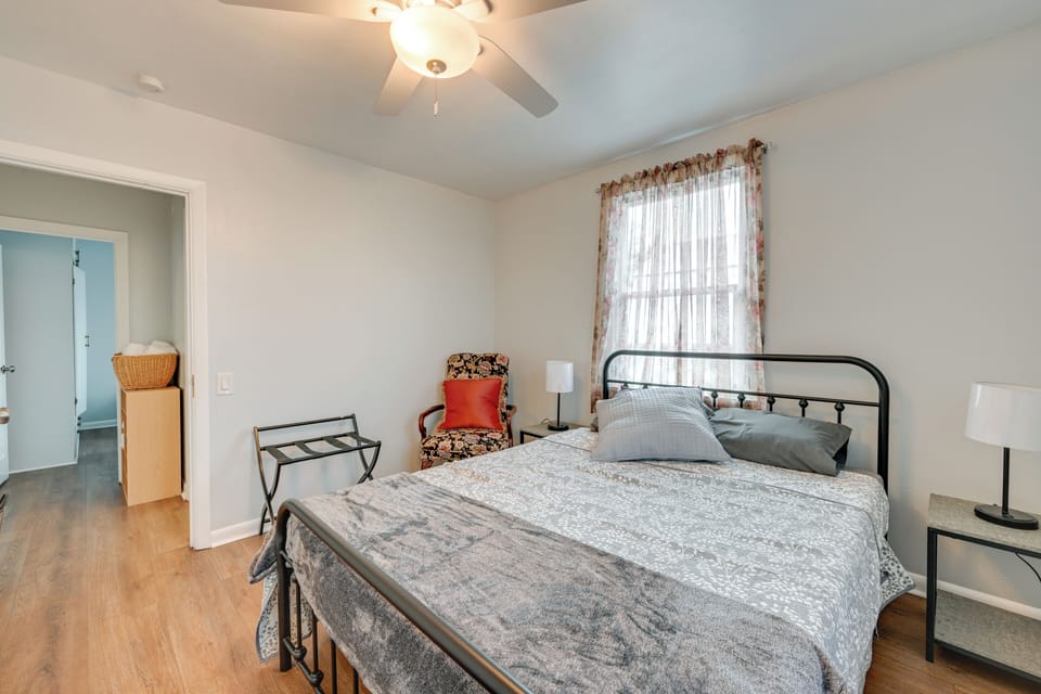 Wine Country Charmer: 4 Mi to Dtwn Walla Walla! Cottage in College Place