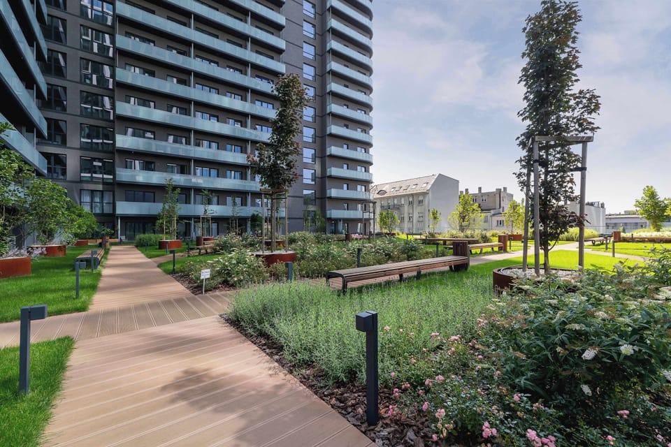 Stay in a well-connected area with excellent public transport links.