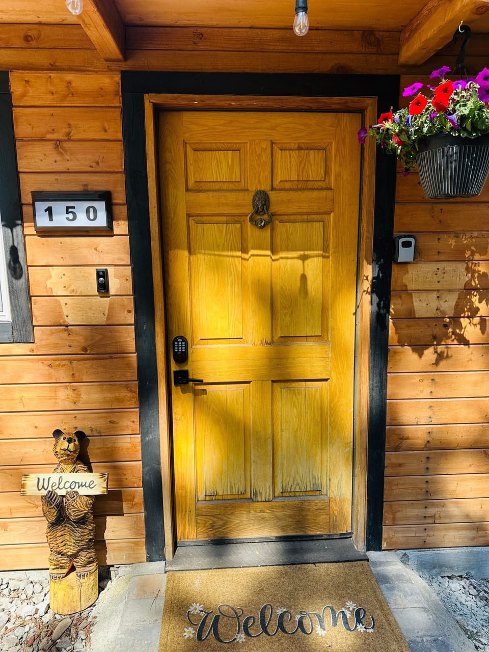 House, 2 Bedrooms | Exterior detail