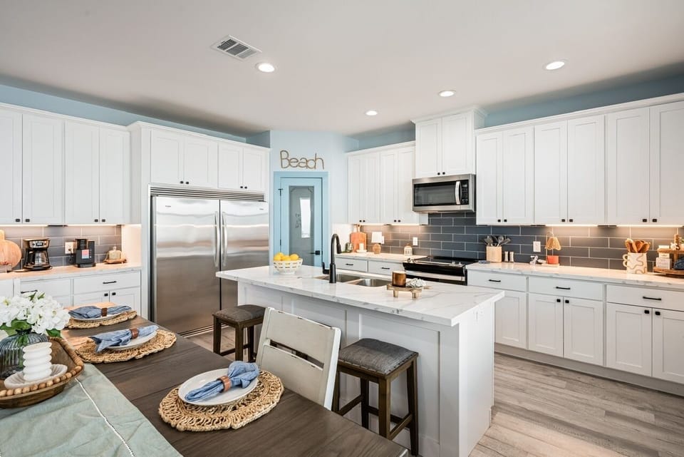 House, 4 Bedrooms | Private kitchen | Coffee/tea maker, fridge, toaster