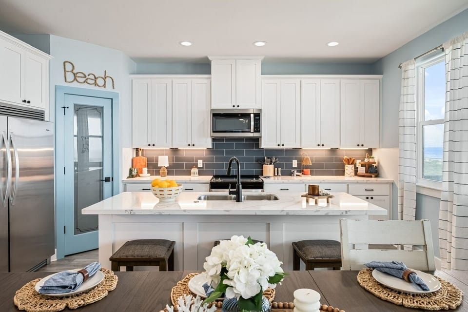 House, 4 Bedrooms | Private kitchen | Coffee/tea maker, fridge, toaster