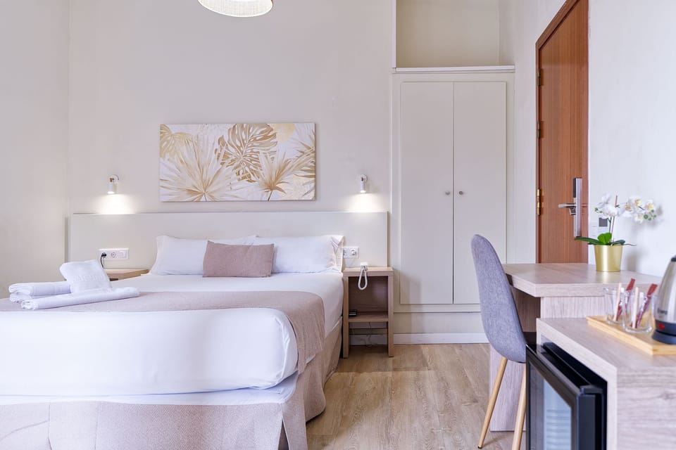 Comfort Double Room, City View | In-room safe, desk, blackout drapes, iron/ironing board