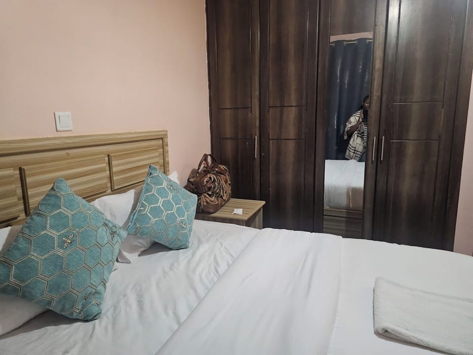 Deluxe Double Room, Garden View | Individually decorated, individually furnished, free WiFi, bed sheets