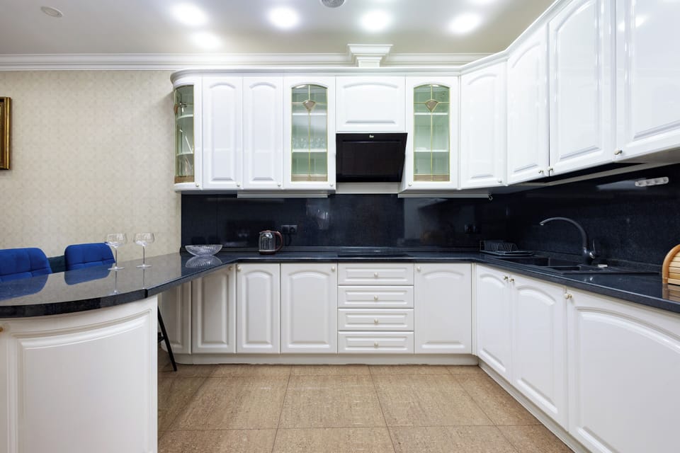 Family Apartment, Balcony, Park View | Private kitchen