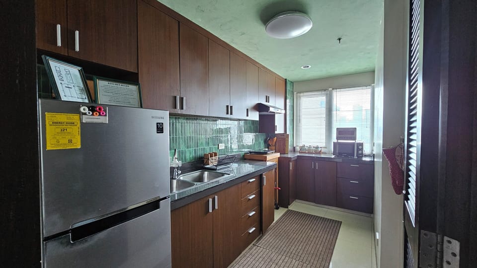 Fully furnished kitchen