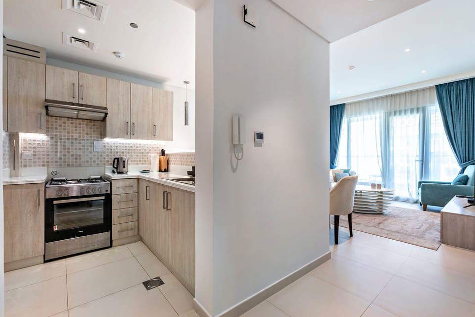 Superior Apartment, 1 Bedroom, Sea View | Private kitchen | Espresso maker, electric kettle, toaster, freezer