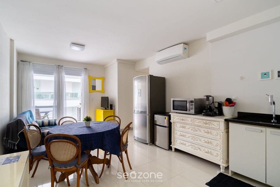 Basic Apartment | Interior