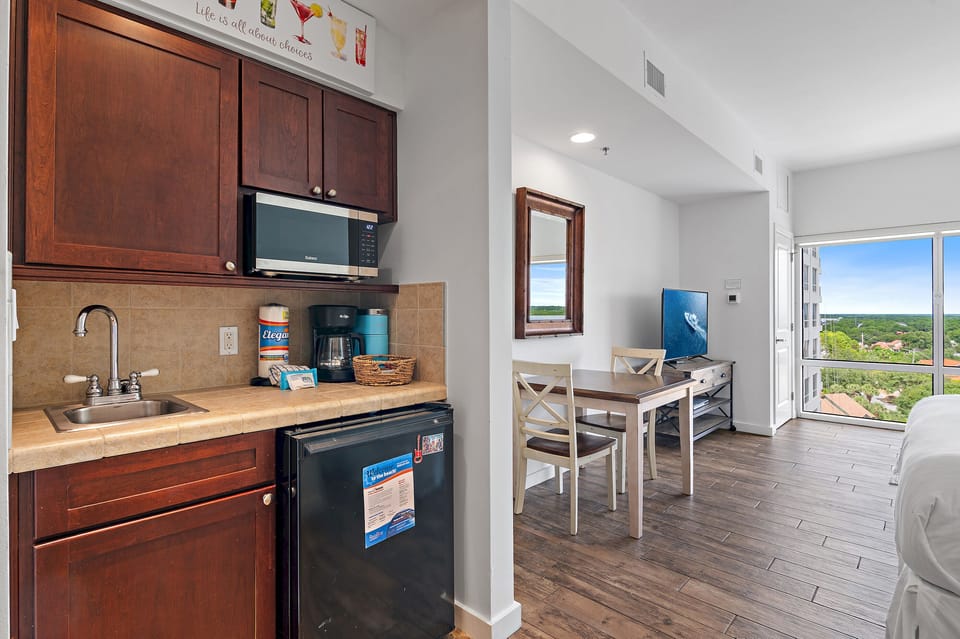 Kitchenette