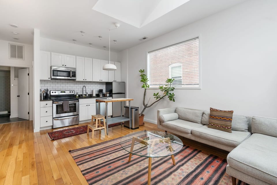 Open concept living room and kitchen area 