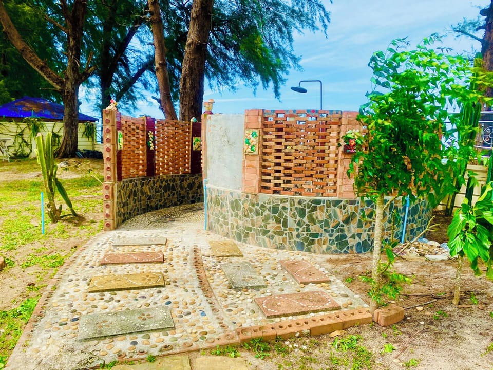 Outside shower
