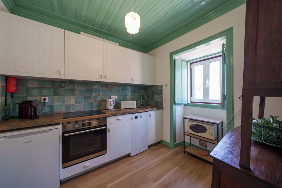 Full equipped kitchen