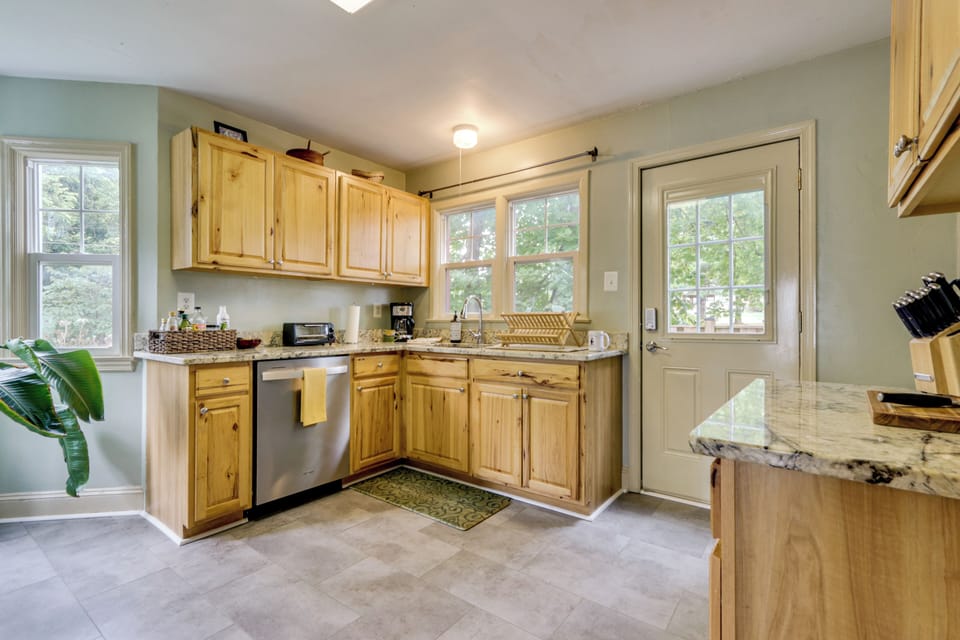 Kitchen | 1st Floor