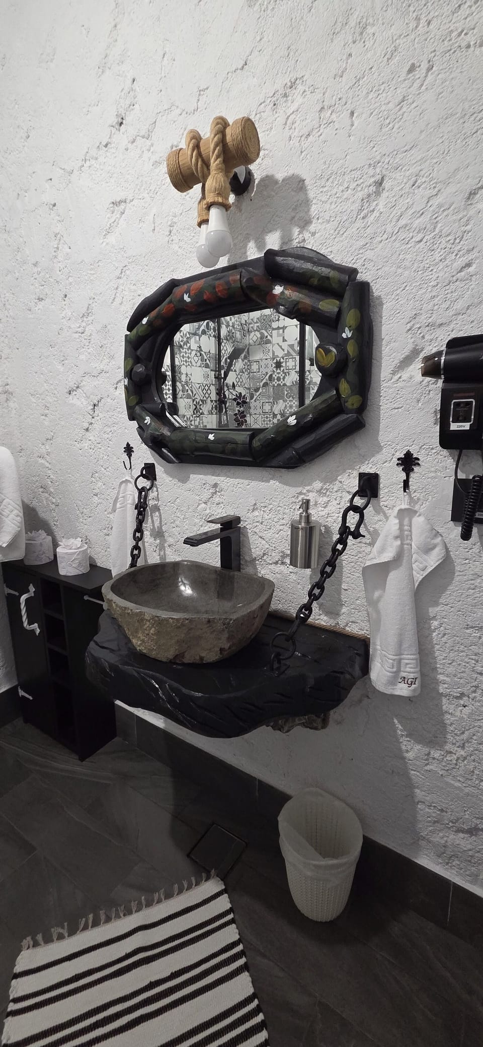 Premium Room, Mountain View | Bathroom | Shower, free toiletries, hair dryer, slippers