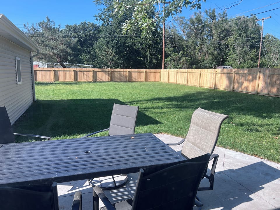 Outdoor dining