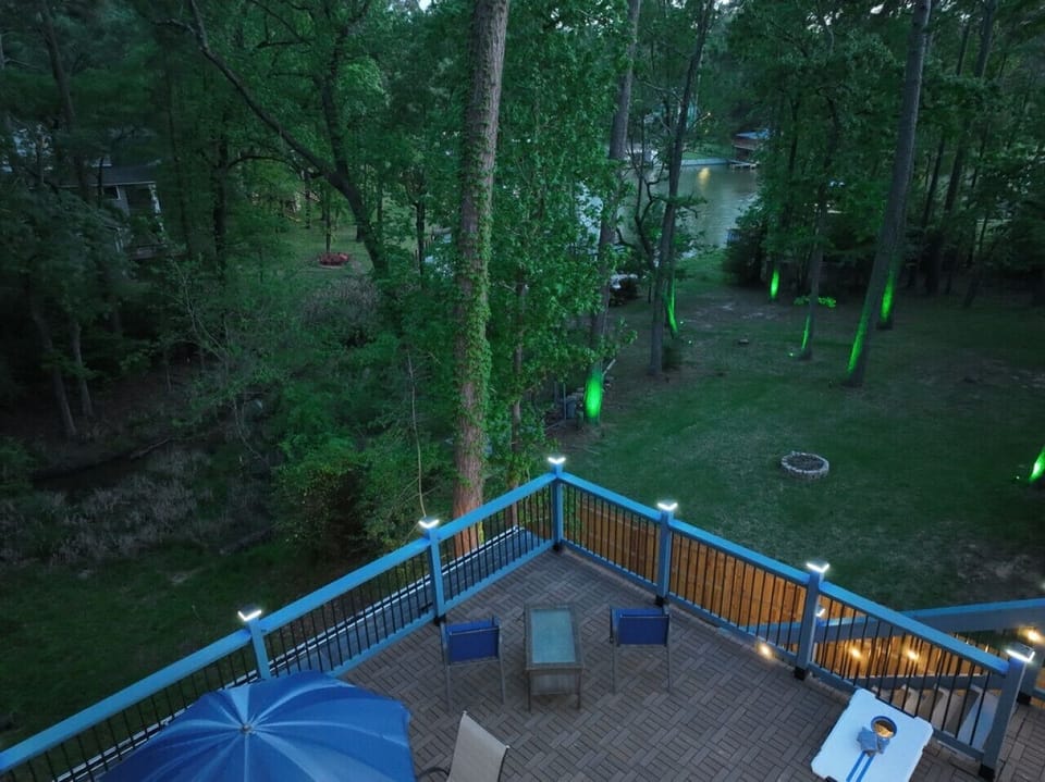 Enjoy evening lake cove views