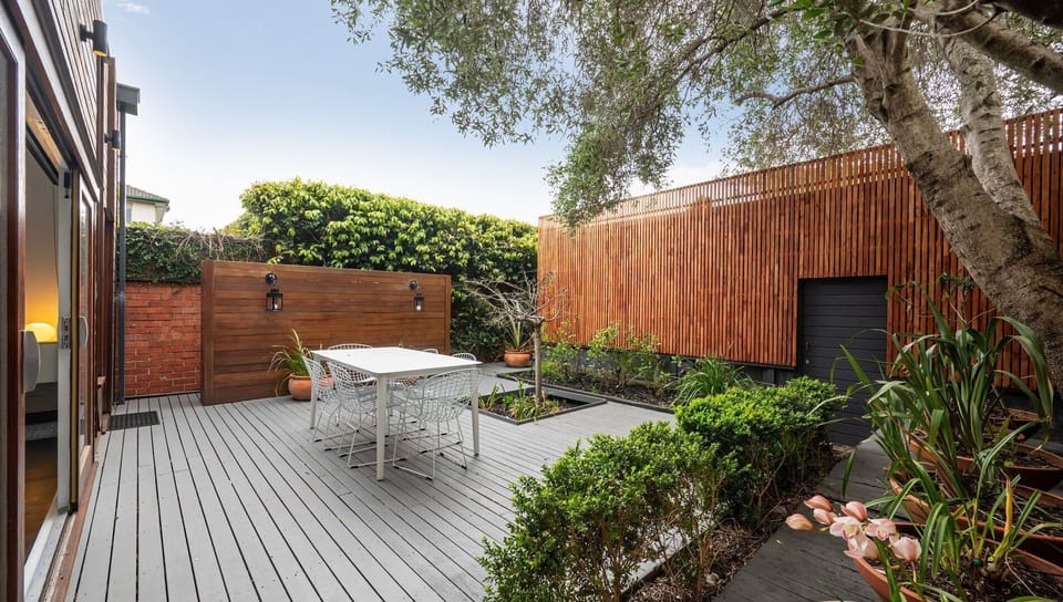 Private courtyard