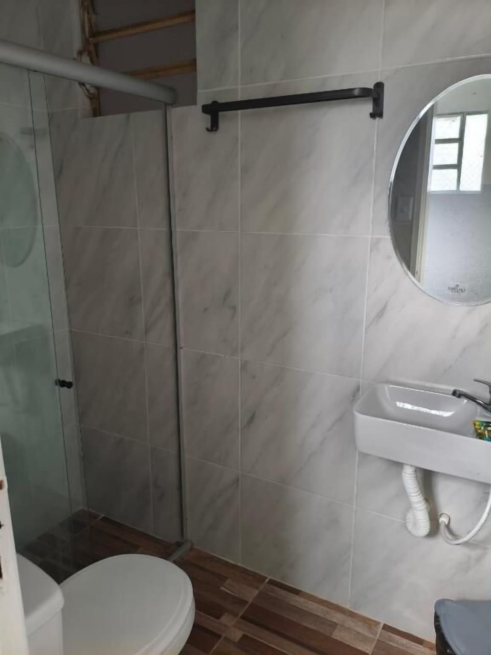 Family Loft | Bathroom | Shower, towels, soap, toilet paper