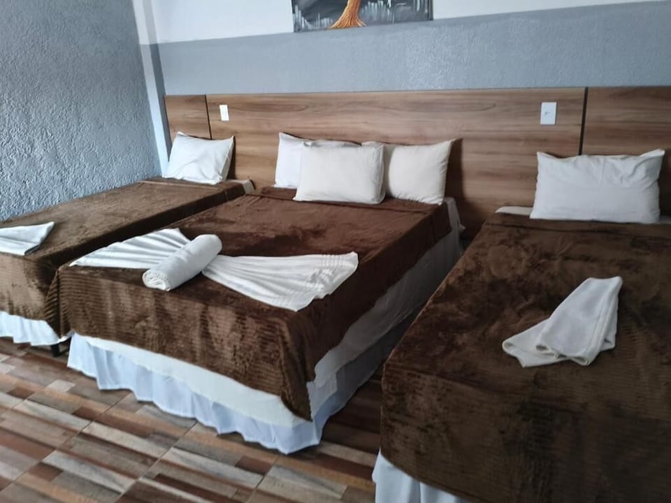 Quadruple Room | Desk, free WiFi