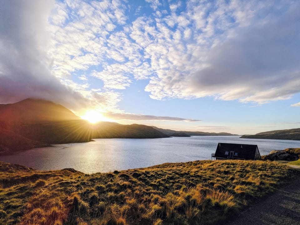 Setting | Knoydart - Kylesku Lodges, Kylesku, near Lairg