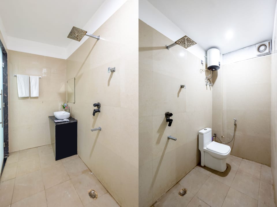 Deluxe Double Room | Bathroom | Combined shower/tub, rainfall showerhead, free toiletries, towels