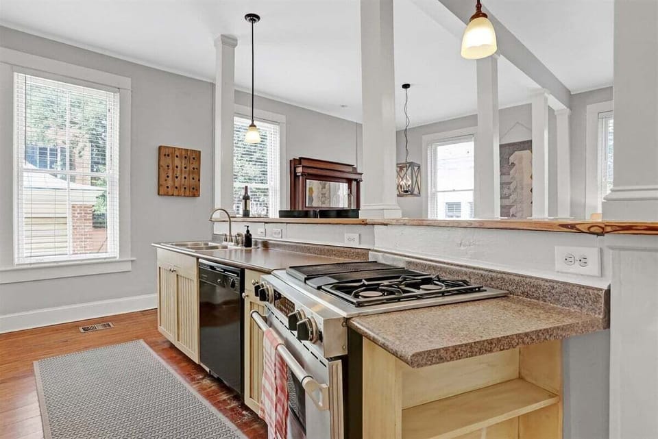 Cook like a pro on the efficient gas stove, perfect for any recipe.