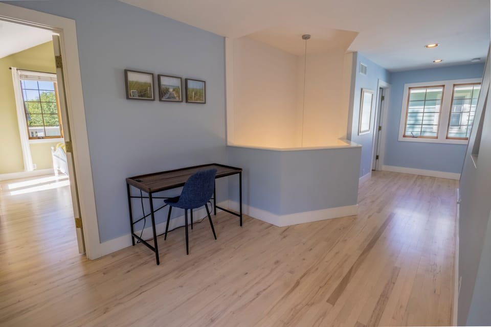 Second Floor | Landing