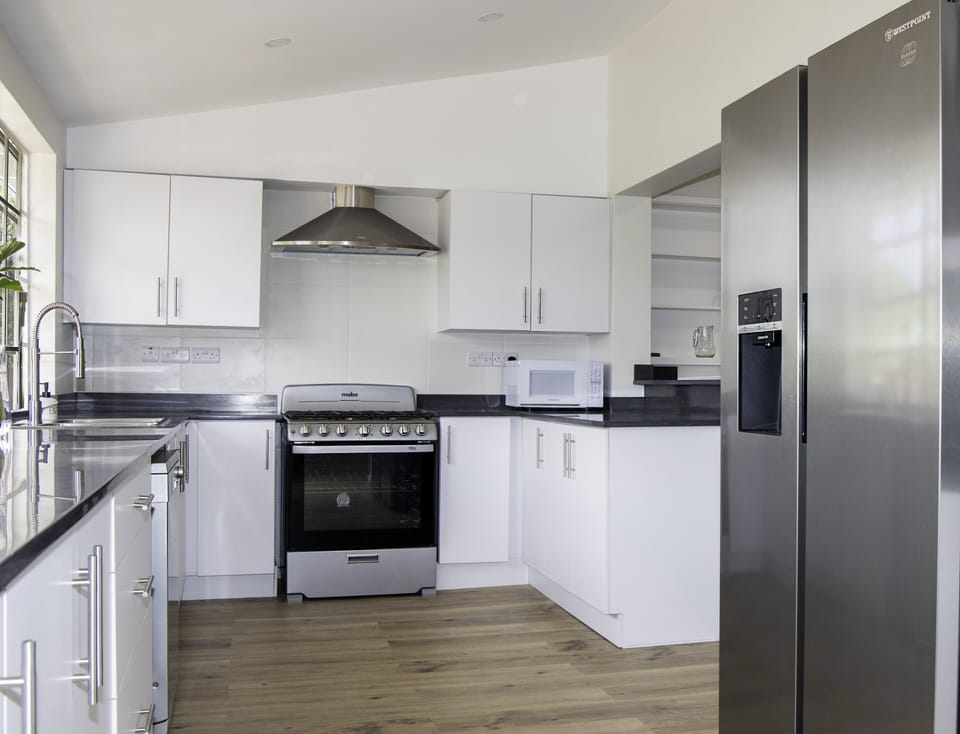Villa, 4 Bedrooms | Private kitchen | Fridge, oven, coffee/tea maker, toaster