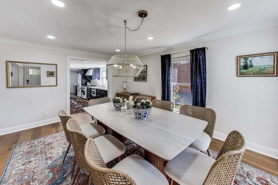 Dining Room for 8
