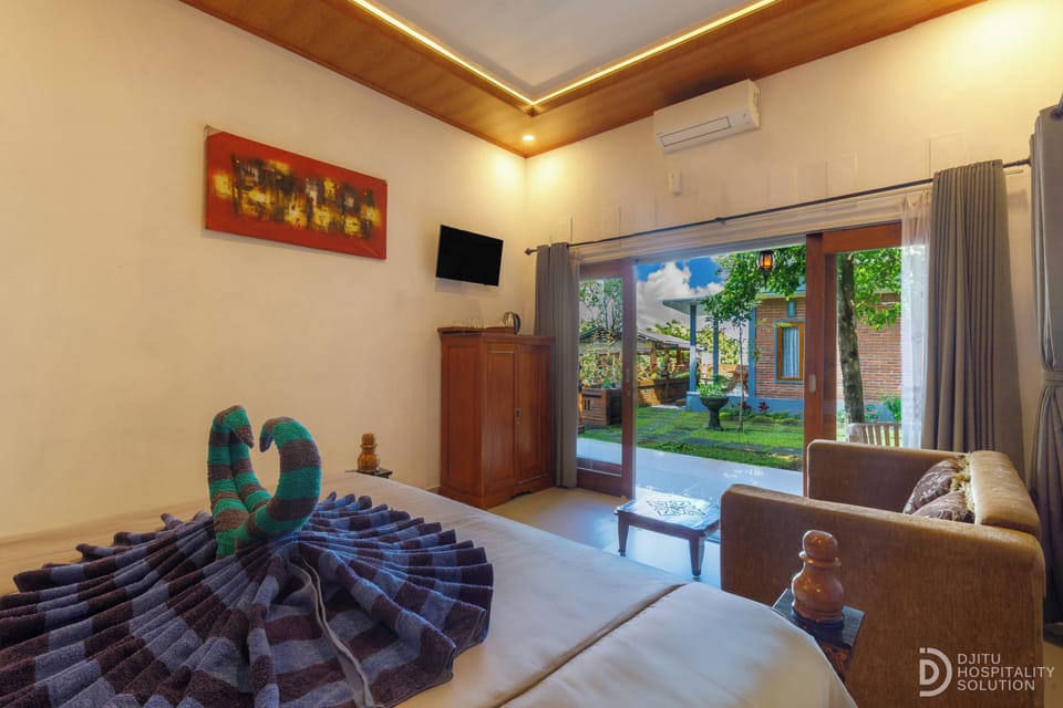 Standard Double Room, Mountain View | Free WiFi, bed sheets