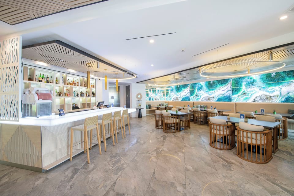 The resort also features a lobby bar and restaurant serving breakfast, lunch, and dinner. Order room service or book a chef for a night of gourmet dining. 