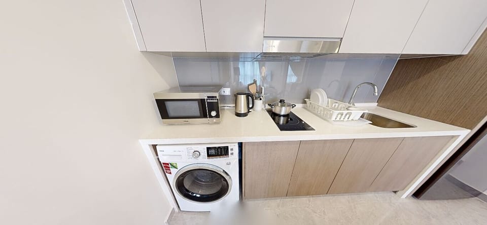 Family Double Room, City View | Private kitchenette | Full-size fridge, microwave, oven, stovetop