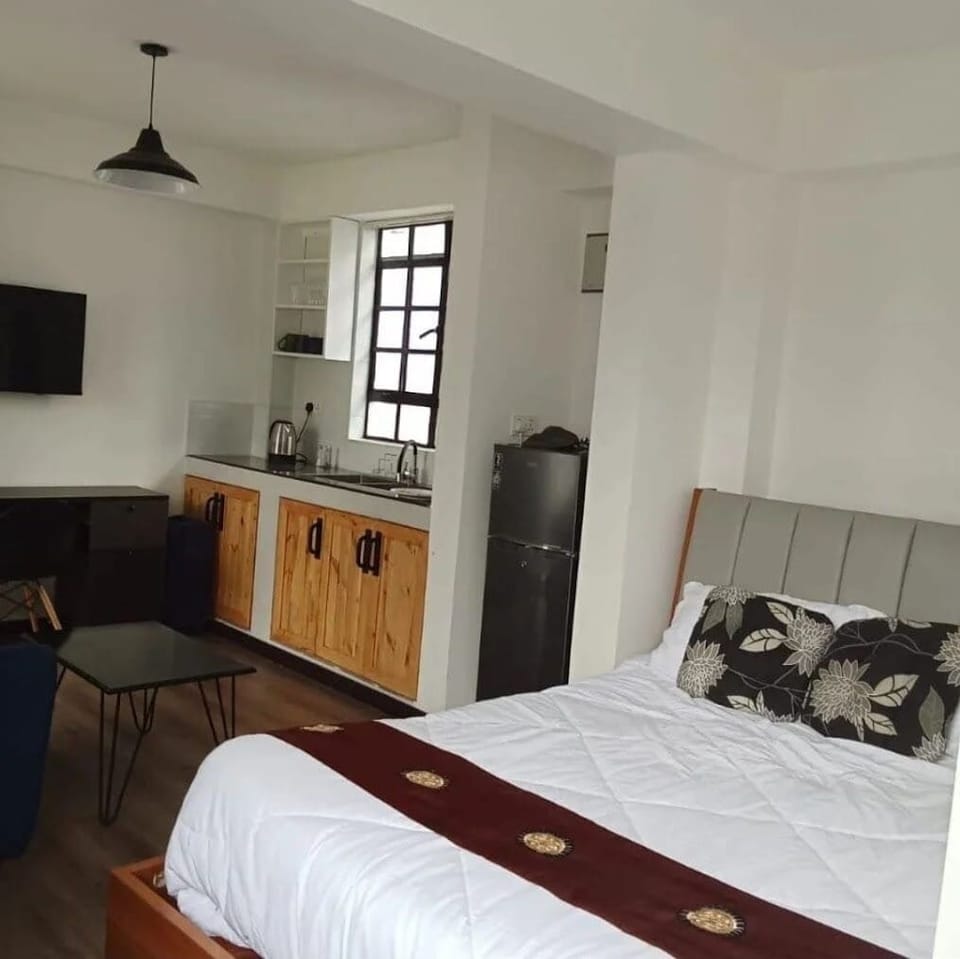 Deluxe Double Room, Garden View | Individually decorated, individually furnished, free WiFi, bed sheets