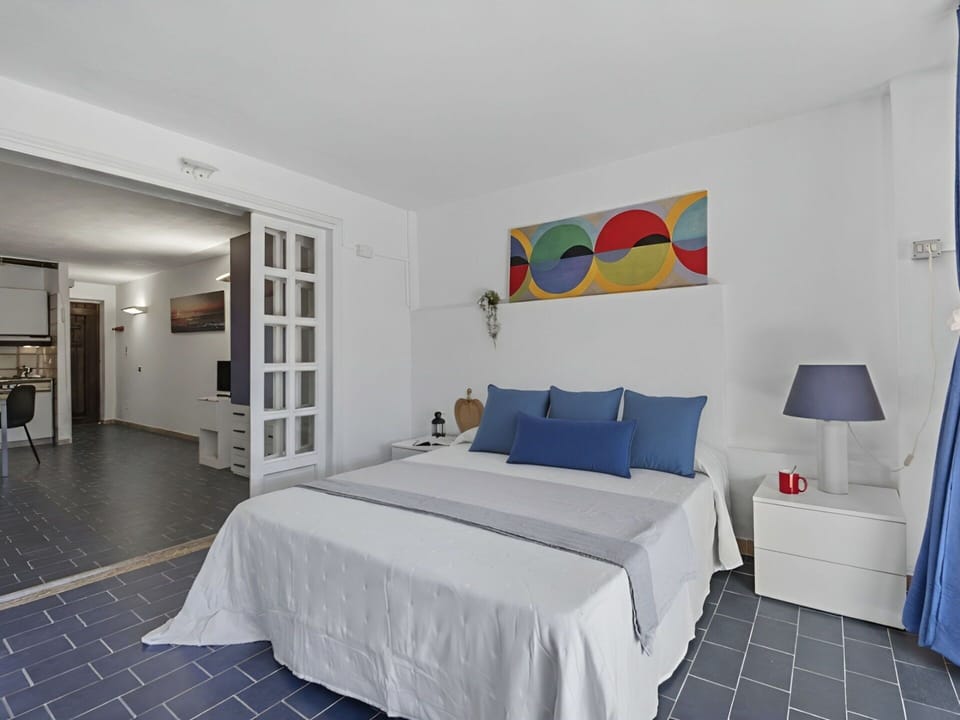 Furniture, Interior Design, Flooring, Floor, Wood, Ceiling, Room, Chair, Lighting, Apartment